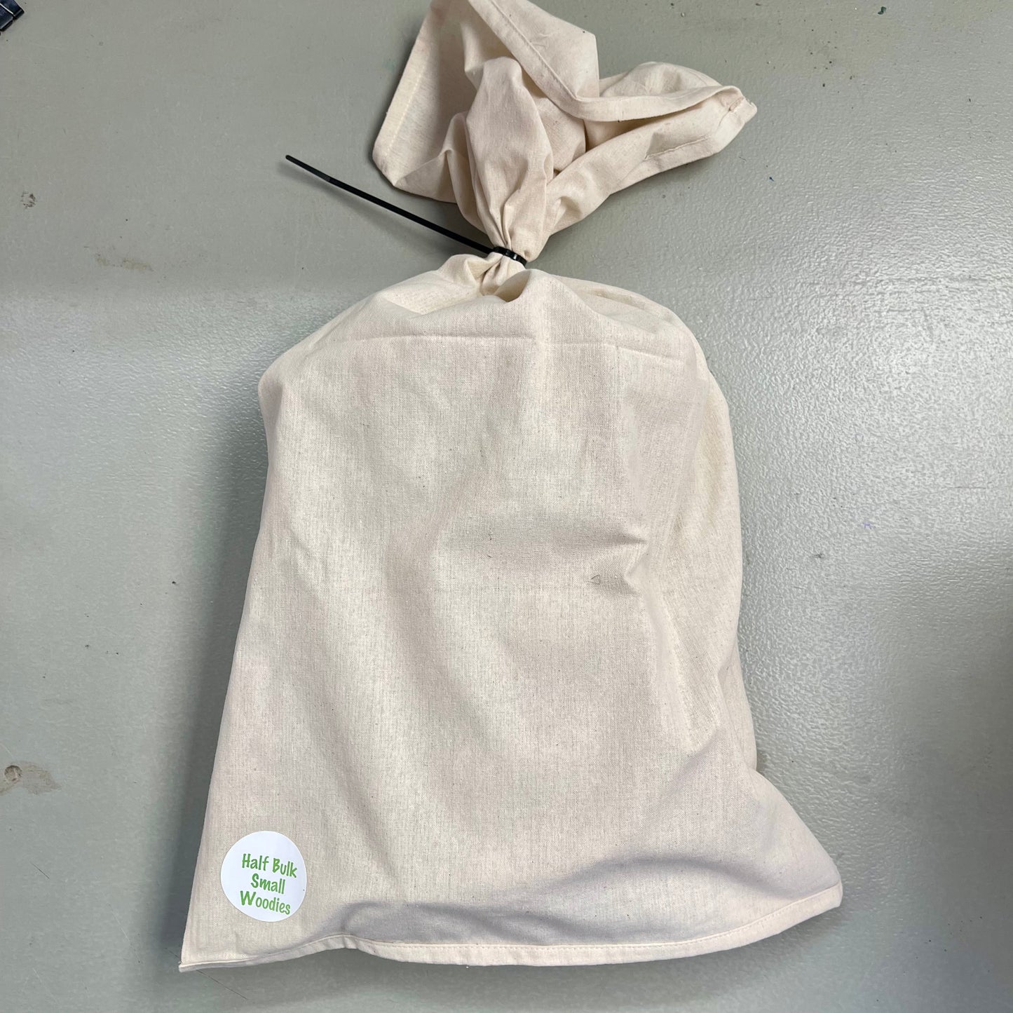 Half bulk small woodies pack